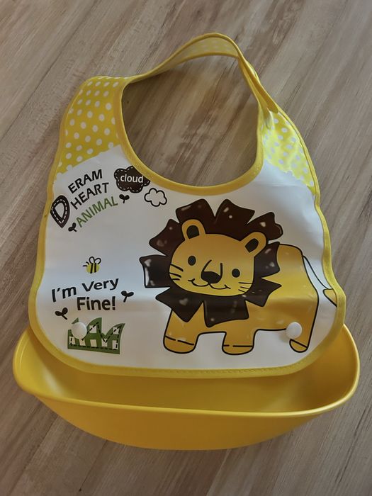 Śliniaki nowe widoczne na zdjęciach