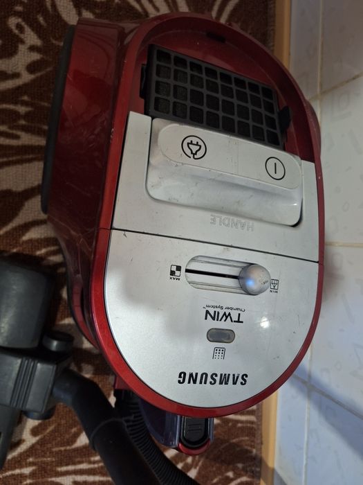 Пелісос Samsung SC8431