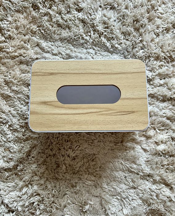 Caixa para Lenços, Nova