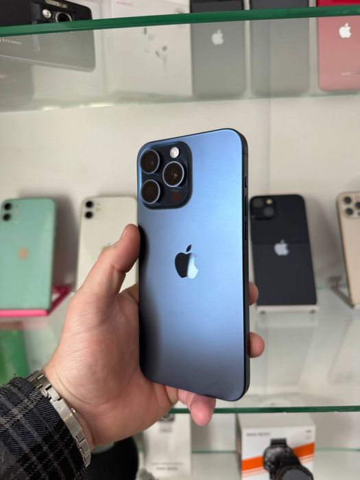 iPhone 15 Pro Max 256 GB iCloud