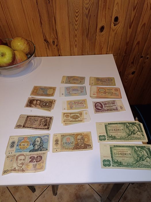 Stary Banknot ZSRR z 1961 r. 10 Rubli