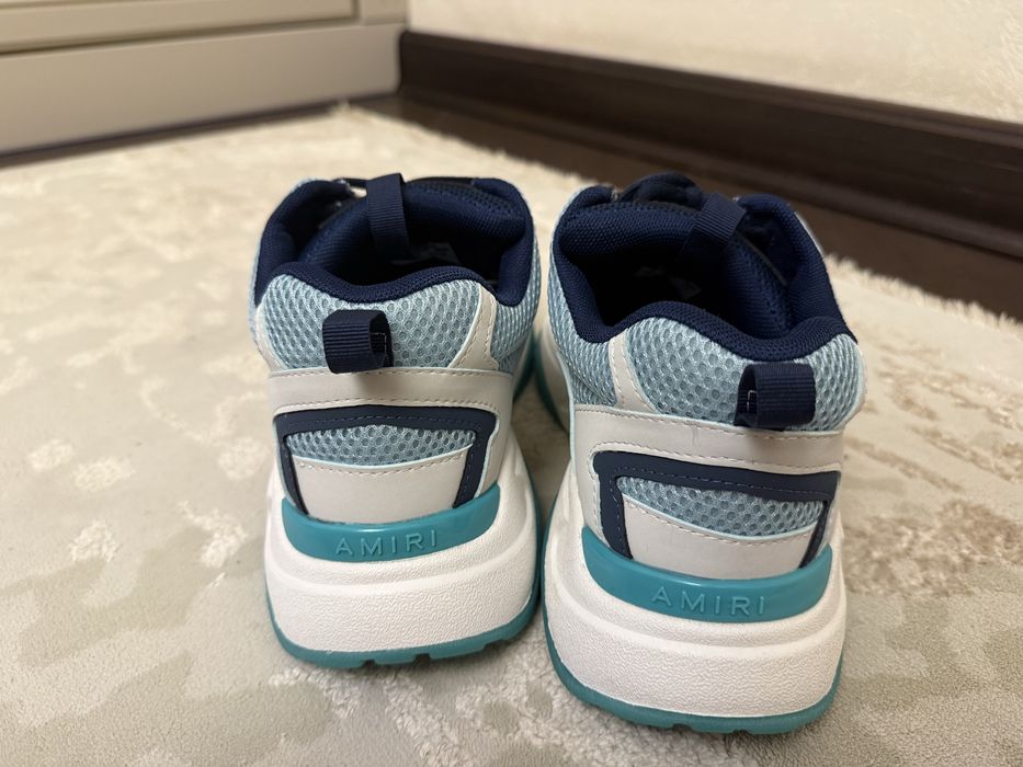 Amiri bon runner. Амири бон ранер