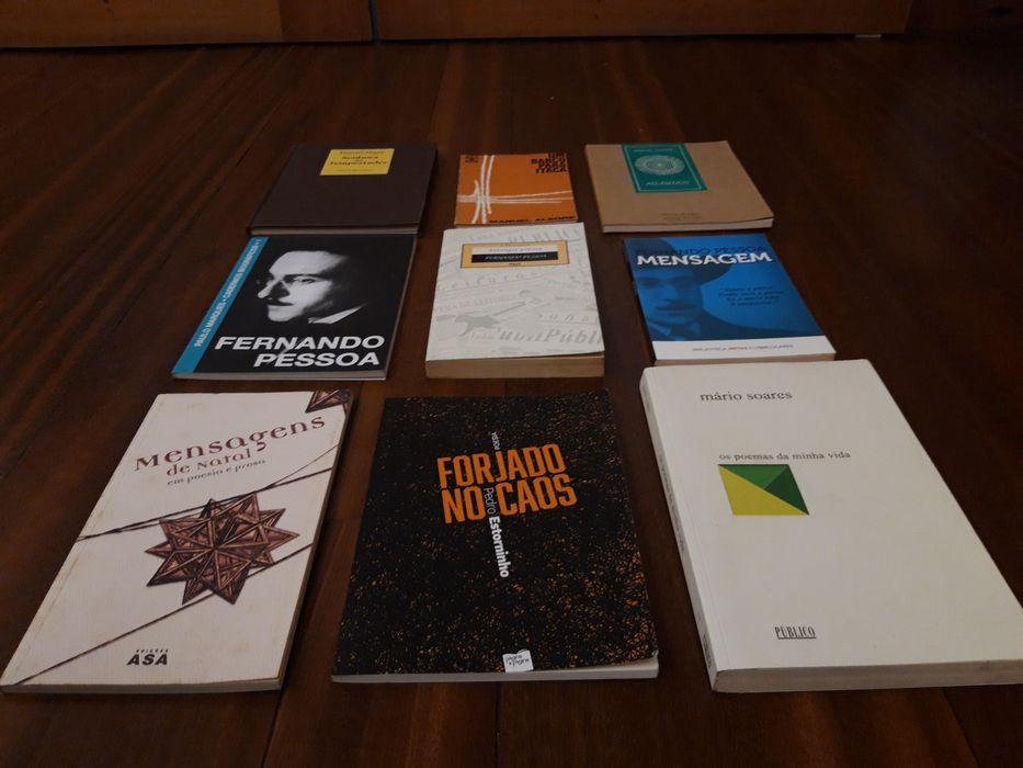 9 livros de poesia portuguesa: Manuel Alegre, Fernando Pessoa, etc.