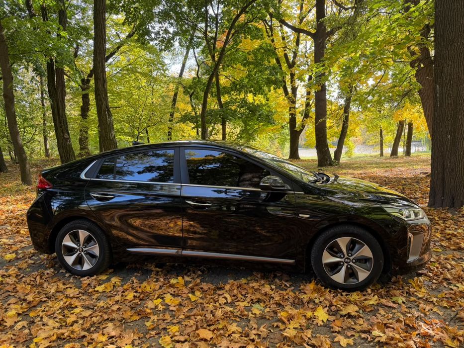 Hyundai ioniq electric