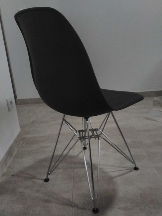 Mesa redonda de vidro temperado com cadeiras (novo)