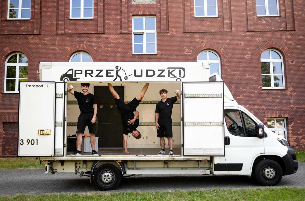 Przeprowadzki, Transport mebli, Przewóz rzeczy, Opróżnianie mieszkań