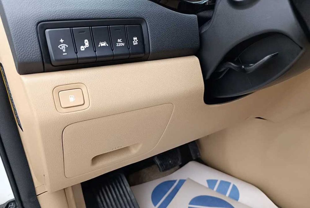 Kia Carnival  2019
