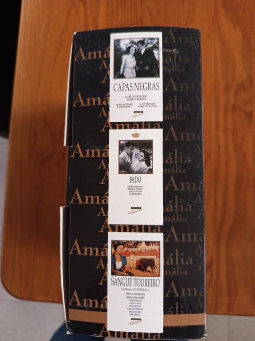 3 vídeos em VHF de Amalia