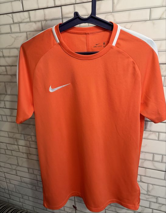 Футболка Nike розмір М