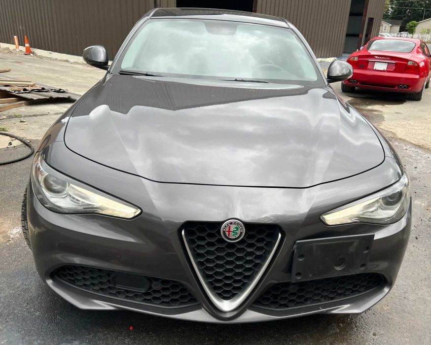 Бампер Alfa Romeo Giulia шрот разборка розборка розбірка джулія
