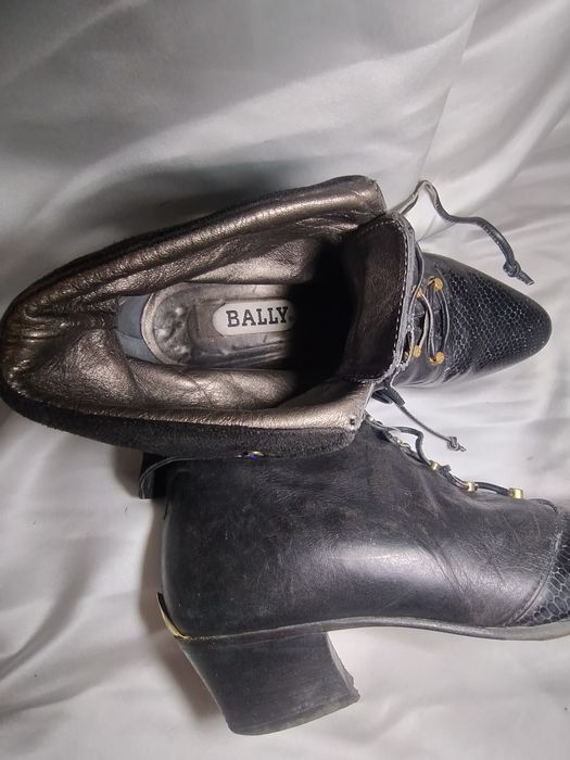 BALLY skórzane botki damskie 37 luksusowe czarne sznurowane Italy premium
