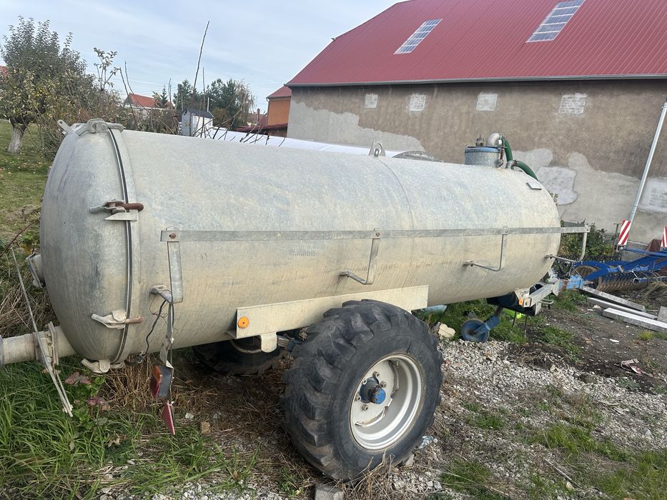Beczkowoz 5000l 5tyś litrow moro resor
