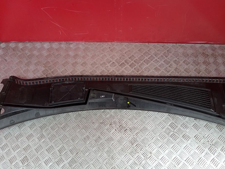 Жабо пластик Touareg CR 3.0d Туарег ЦР СР