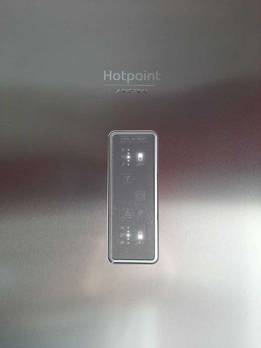 Frigorífico Ariston Hotpoint No Frost, A++, XXL
