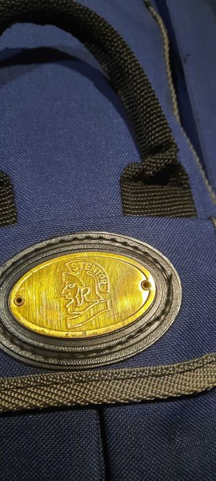 Violoncelo Stentor 1/2 para Iniciantes (arco e saco incluídos)