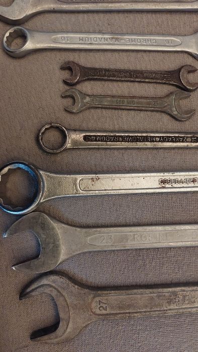 Zestaw kluczy płaskich i oczkowych -dobra cena-