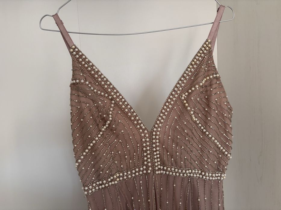 Sukienka balowa, weselna, wieczorowa.