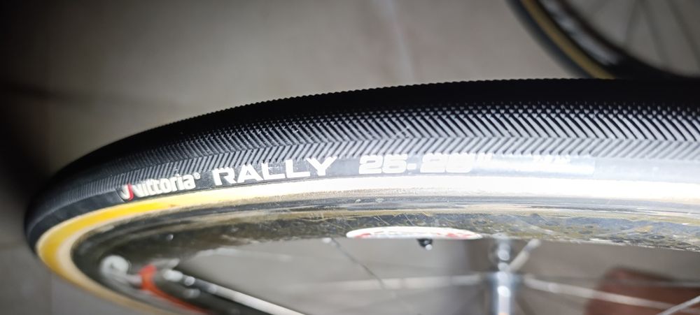 Rodas de carbono Zipp Calco