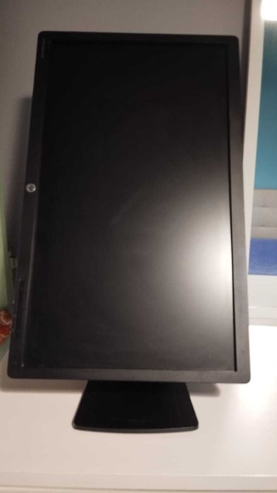 2x Monitores Profissionais Ergonomicos (Philips 24" + HP 23")