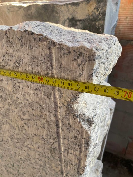 Placa de Granito Cinza (Espessura 10cm)