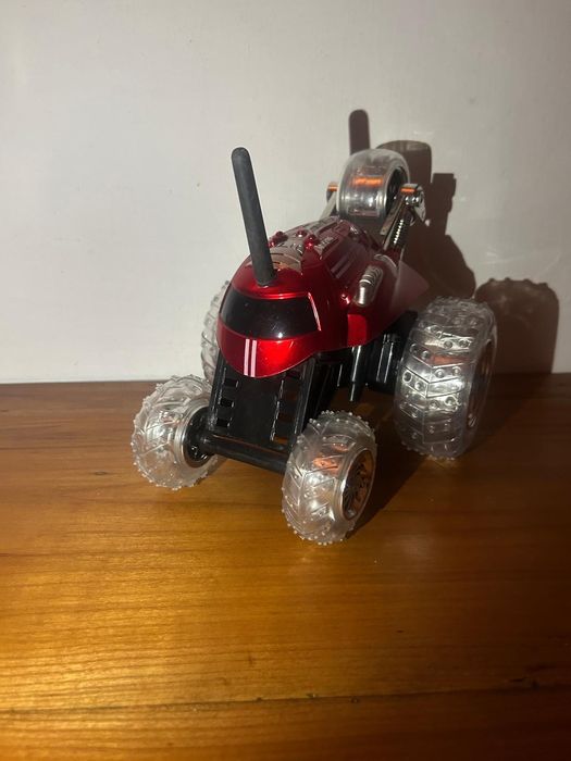 Brinquedo carro miniatura