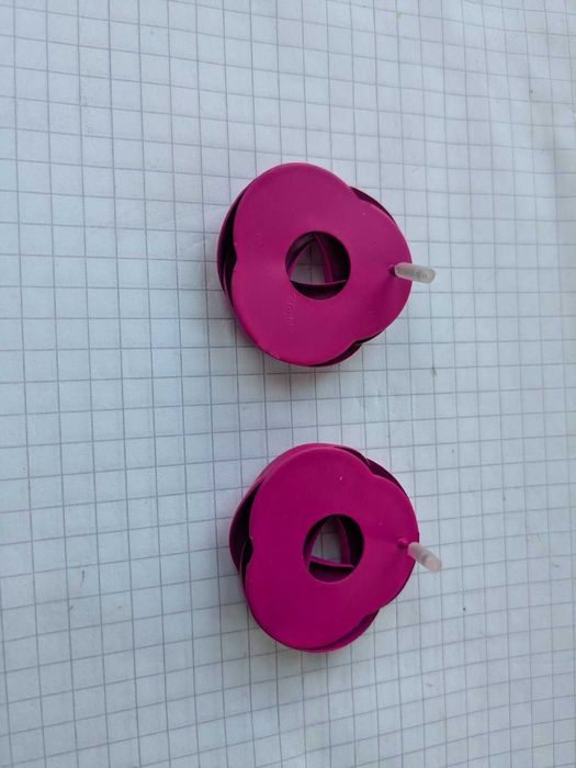 сережки вінілові, цвяшки