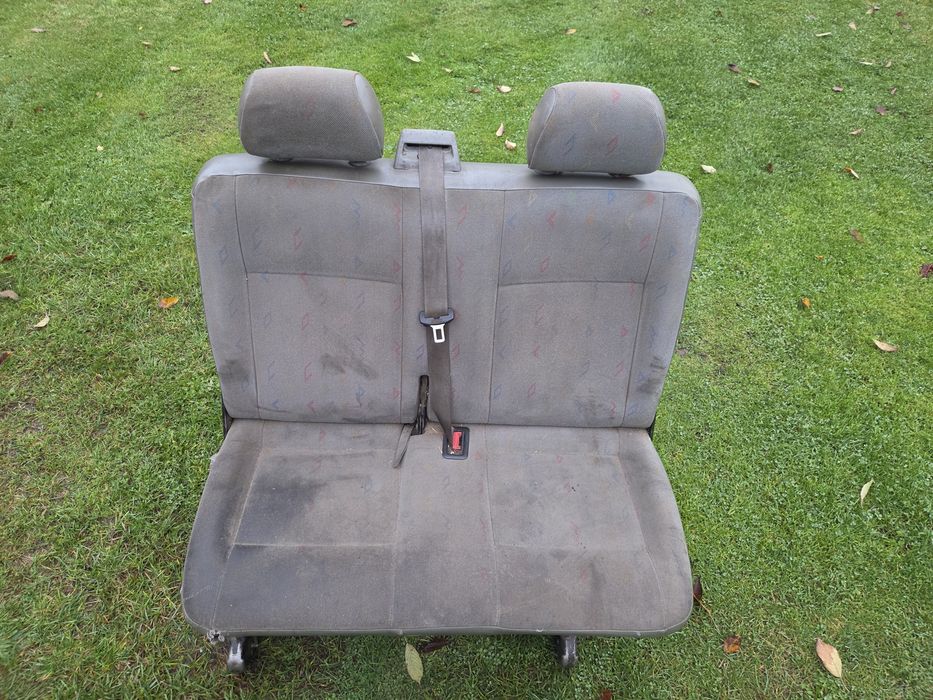Fotel tylni  vw t5