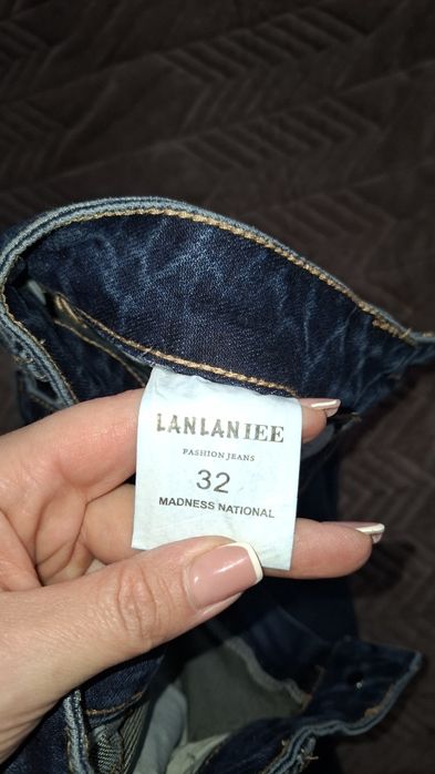 Продам джинси на 50-52 український розмір,стан нових