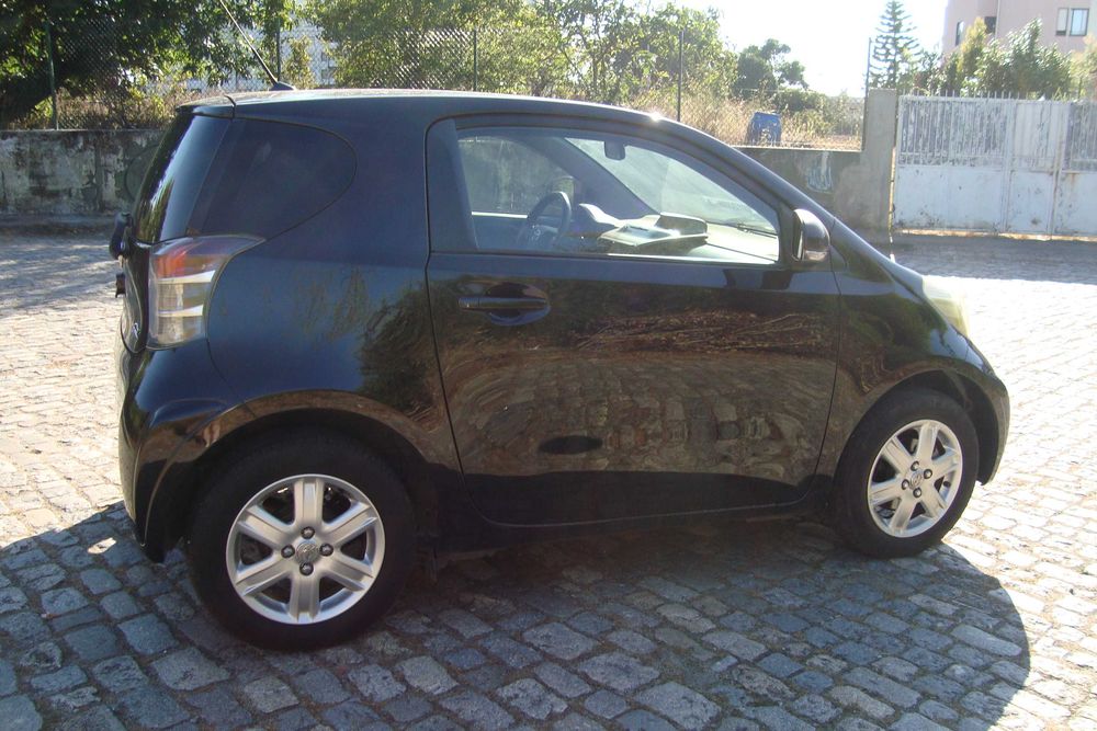 Toyota IQ 2010 Impecável