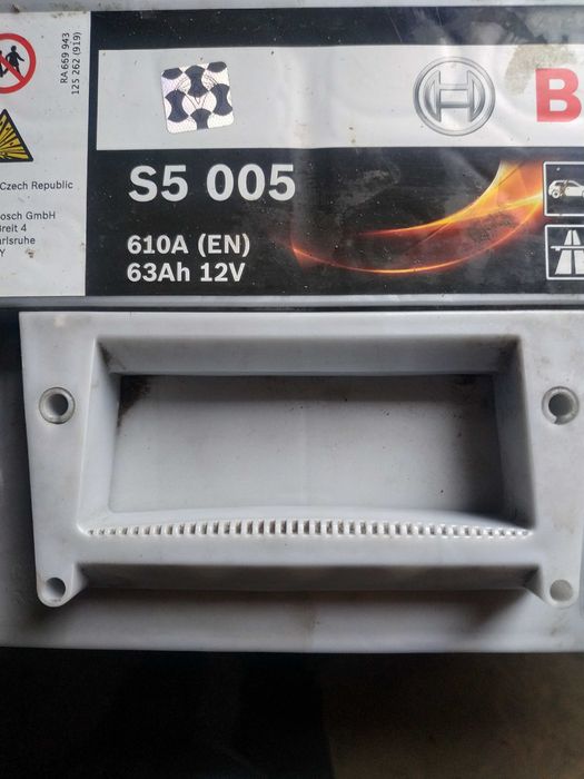 Аккумулятор Bosch 63 Ач