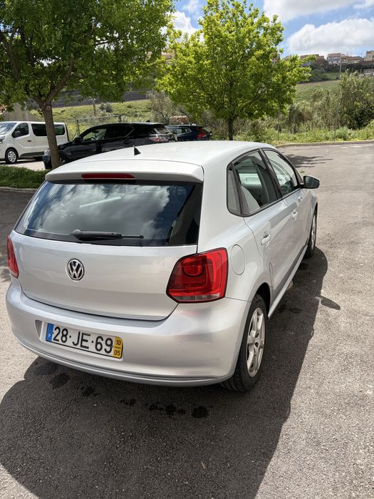 VW Polo 1.2 Comfortline 2010 | 140.000 km | Económico e Fiável