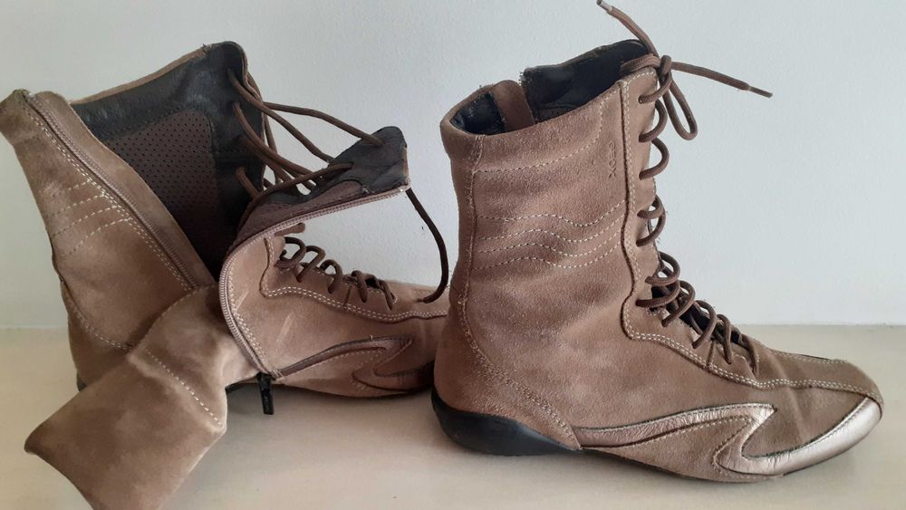 Botas Geox impecáveis