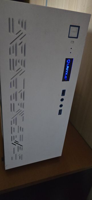 Torre Pc Unyka ssd 256GB+ 16GB ram