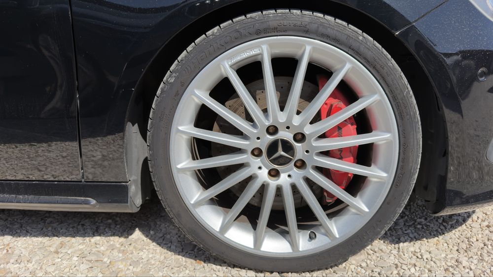 Mercedes  A45 AMG
