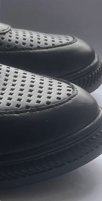 Натуральна шкiра.