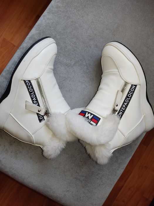 Botki białe damskie wkładka 24