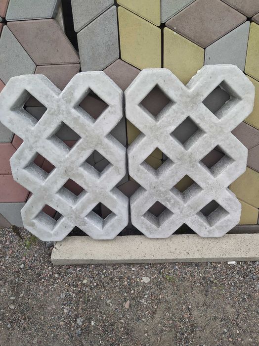Плитка парковочная решітка