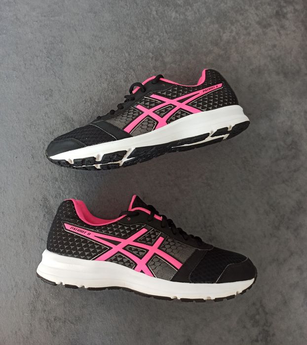 Жіночі Кросівки Asics Patriot 8 Оригінал Розмір 41-26см