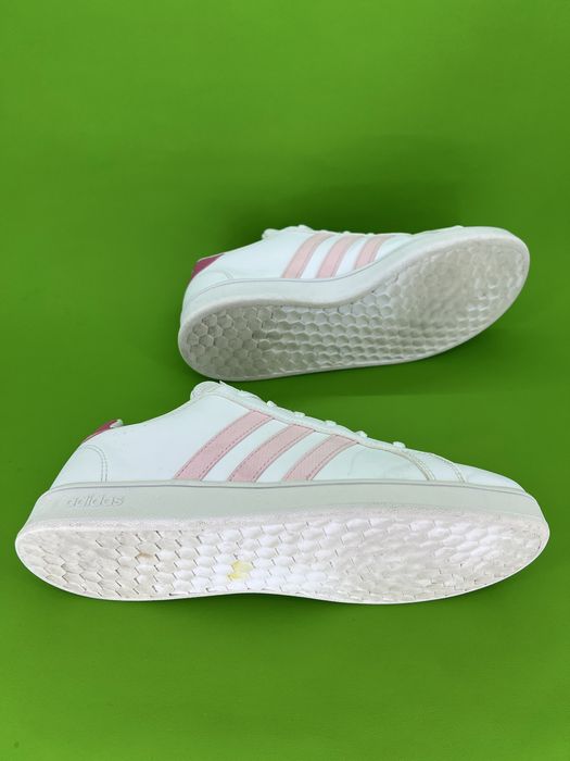Кросівки жіночі 39.5р.25см. Adidas Grand Court K