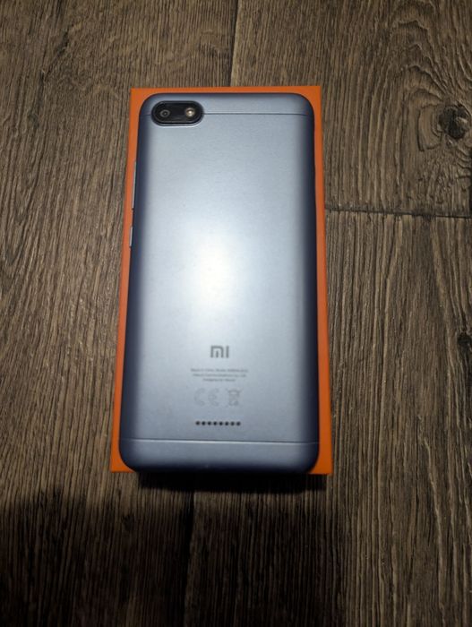 Телефон мобільний