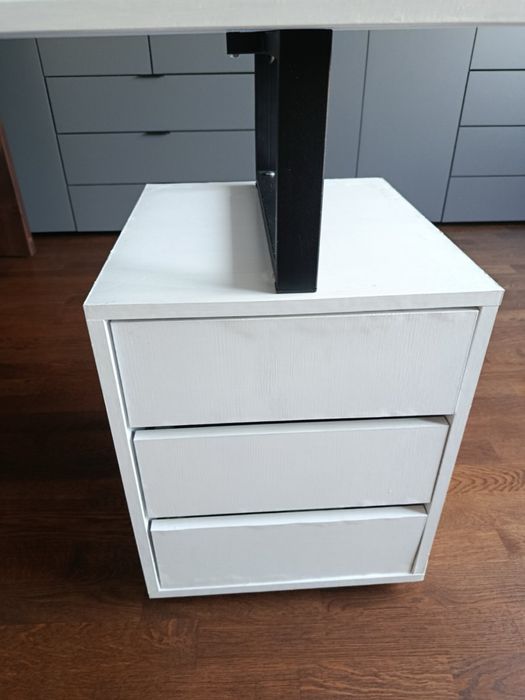 Стіл письмовий білий ЛОФТ 1200*60