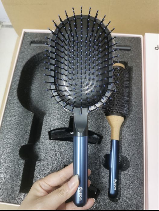 Преміальний подарунковий набір для волосся Dyson