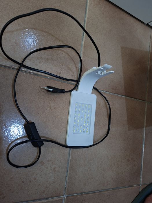 Plant 6W – Luz LED para aquário