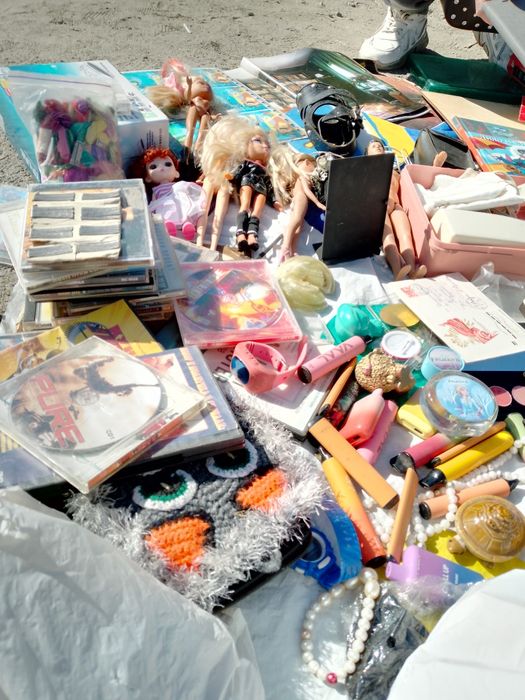 Продам різне кіндери