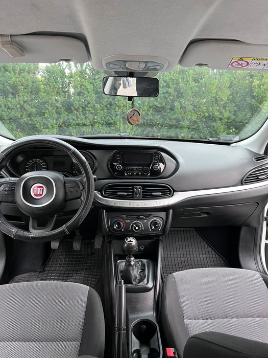 Fiat Tipo, prywatne auto, zakonserwowane podwozie.