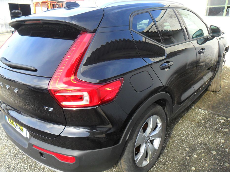 VOLVO XC40 1.5 MOMENTUN T3 163CV (2021 )