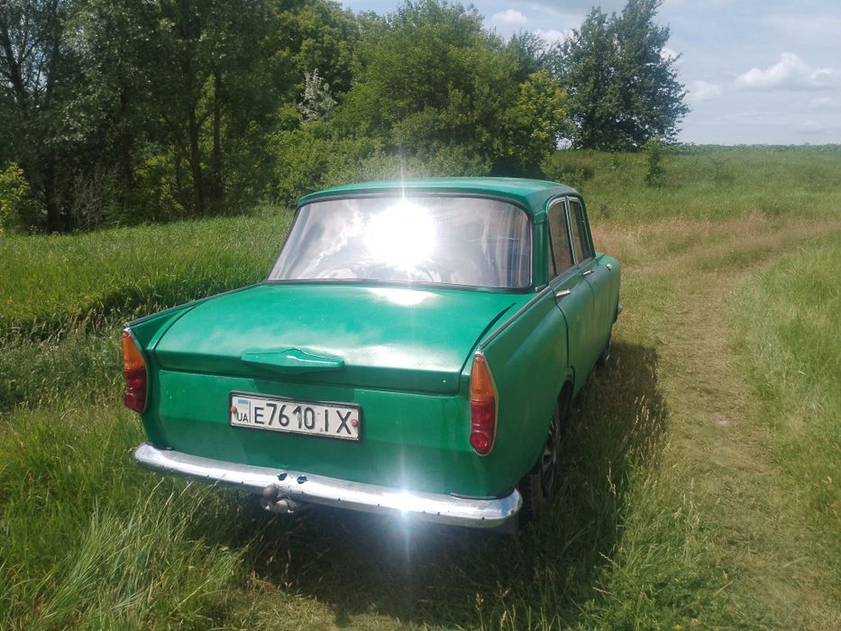 москвич на повном ходу