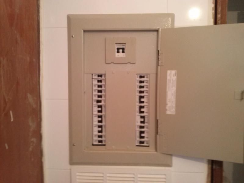 ELETRICISTA 24h, Reparos rápidos e instalações elétricas.