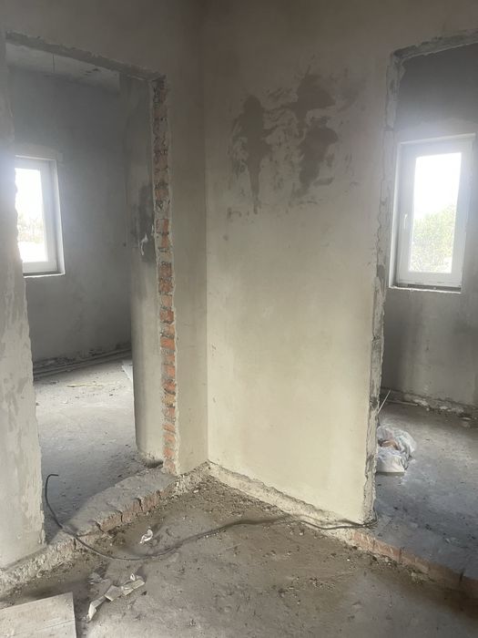 Продається недобудований будинок