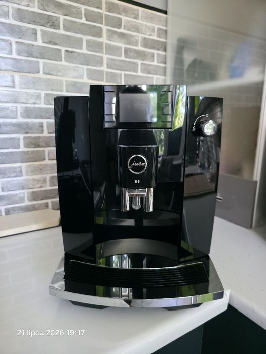 Ekspres Jura E6/E8  Piano Black